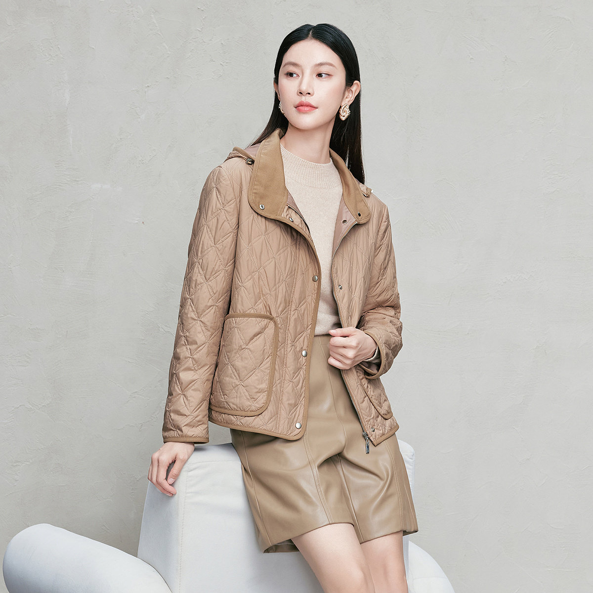 FINITY菲妮迪短外套2025冬季新款简约连帽菱格轻薄保暖棉服棉袄女,淘宝优惠券,粉丝福利购,淘宝优惠卷