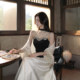 ດ້ານເທິງຂອງເຄື່ອງຫຍິບຜ້າ Li Lace ຂອງ Muzi Li