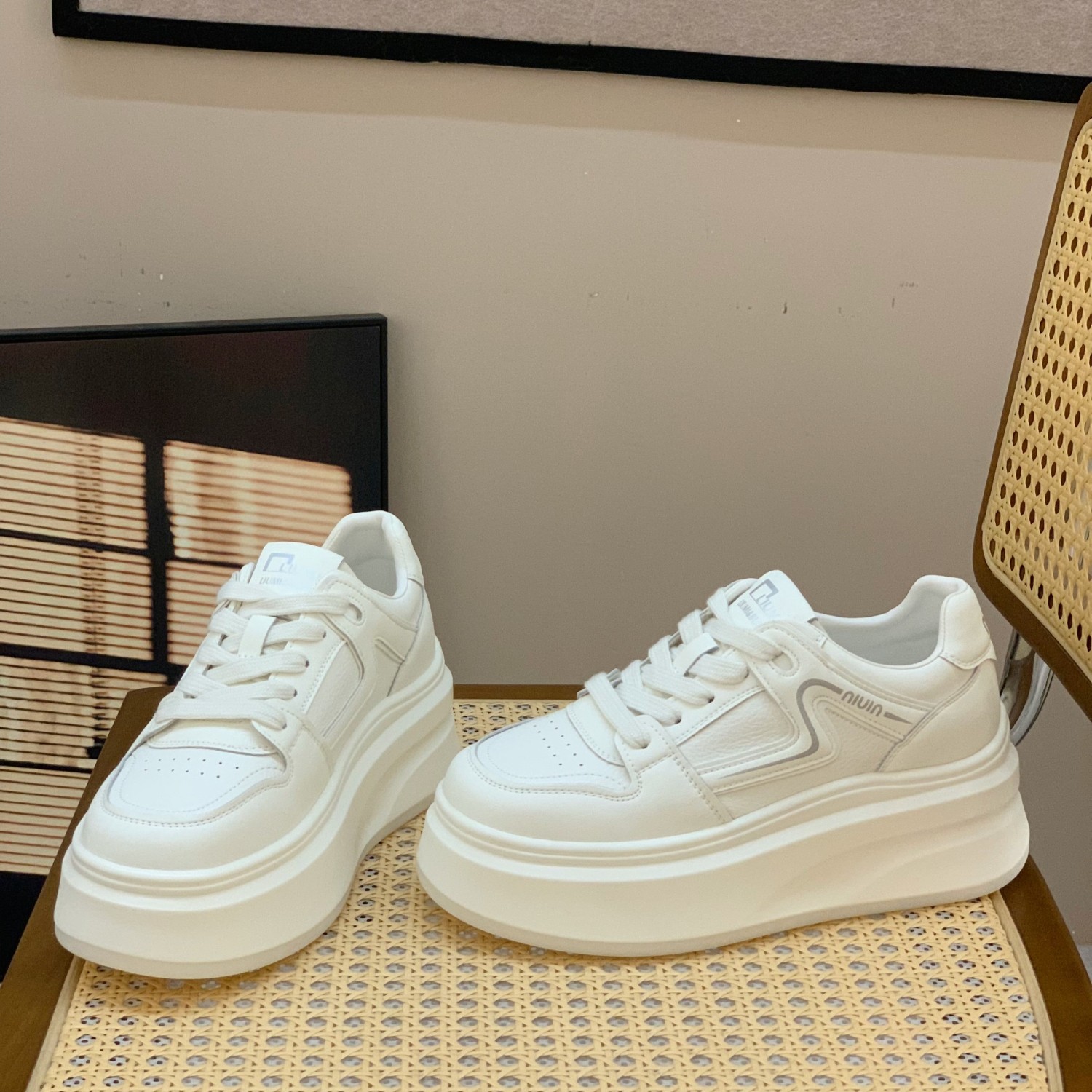 松糕厚底休闲板鞋2025年秋季真皮小白鞋女小个子增高6CM轻便百搭,淘宝优惠券,粉丝福利购,淘宝优惠卷