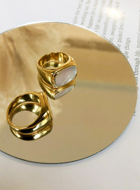 欧美跨境矩形白色贝壳戒指 18K金真空电镀不锈钢结婚戒指情侣戒指