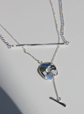 松本惠奈镀银色双层拼接项链