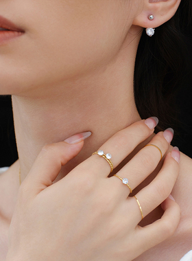 法式复古气质精致轻奢波光粼粼满天星纤细金色迷你一粒钻叠戴戒指