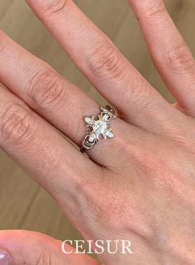 vintage复古十字鸢尾花闪钻戒指