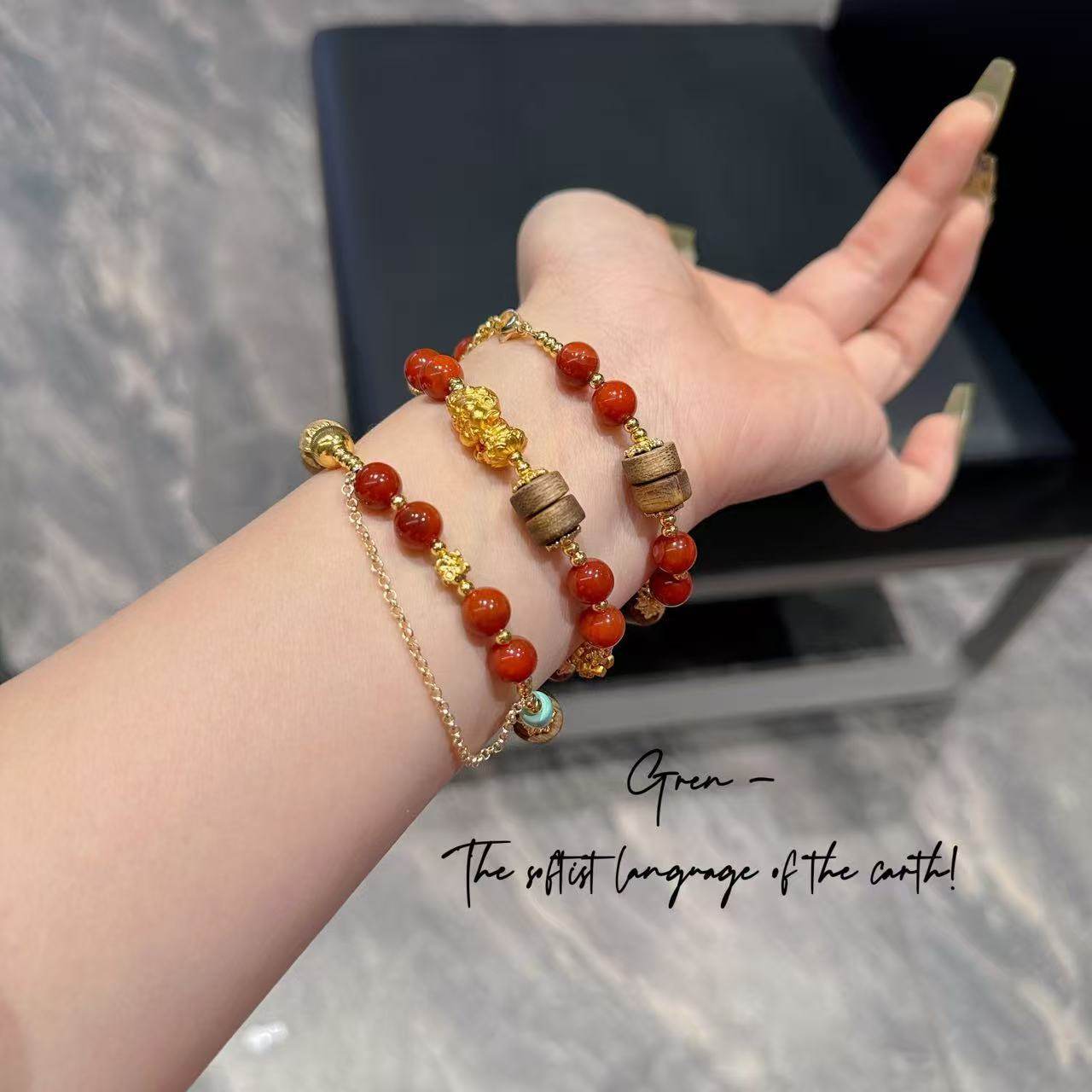 复古南红玛瑙沉香混搭红色项链毛衣链显白时尚百搭休闲气质显白女,淘宝优惠券,粉丝福利购,淘宝优惠卷