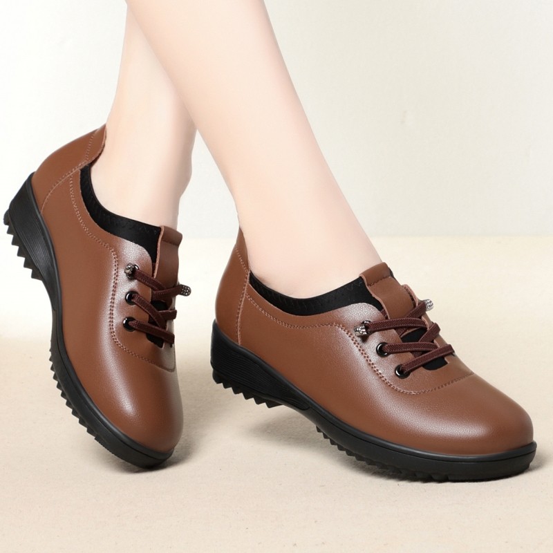 春秋新款真皮妈妈鞋平跟防滑软底休闲工作鞋女中老年女士皮鞋单鞋,淘宝优惠券,粉丝福利购,淘宝优惠卷