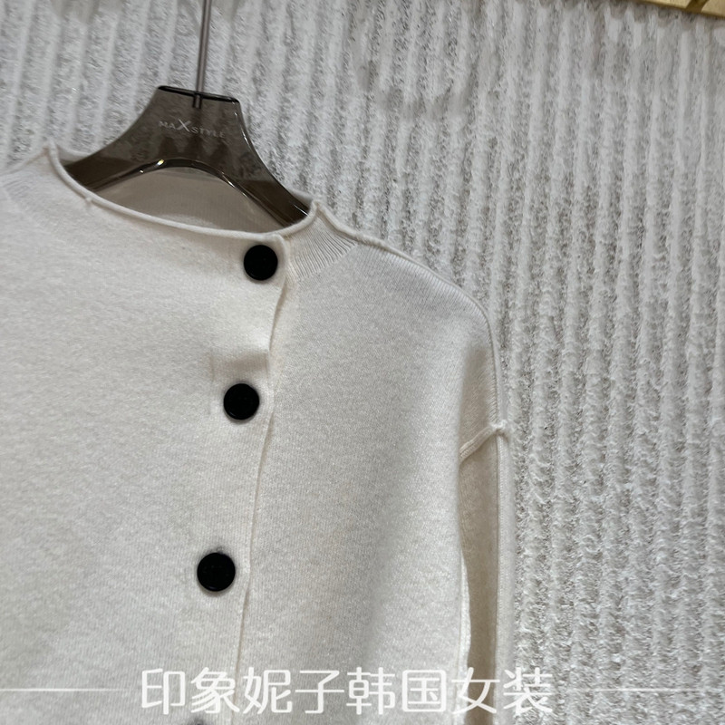 欧洲站2025冬季新款洋气半高领单排扣百搭山羊绒开衫毛衣外套女,淘宝优惠券,粉丝福利购,淘宝优惠卷