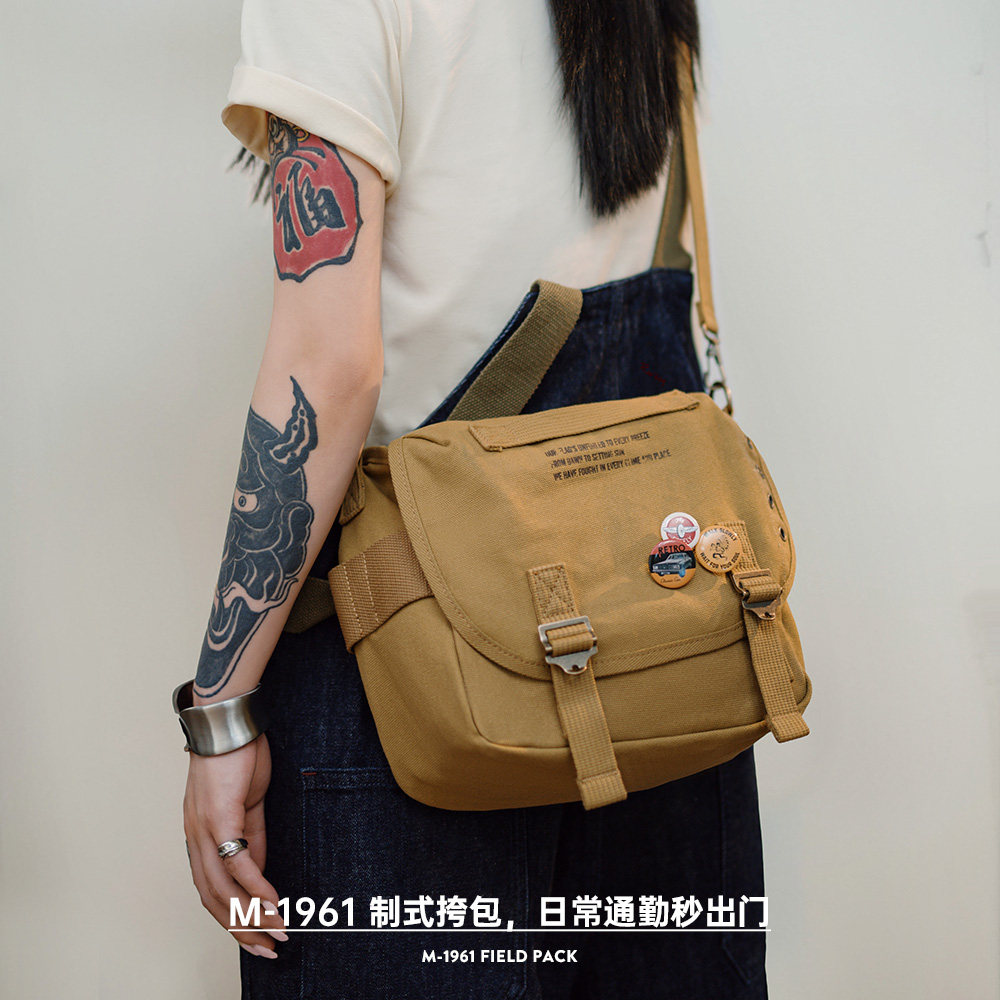 马登美式复古M1961字母印花帆布斜挎包手提时尚大容量托特包秋女,淘宝优惠券,粉丝福利购,淘宝优惠卷