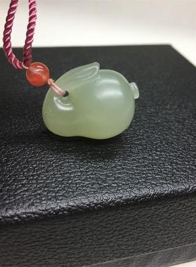 白玉兔子藕粉靓女款配包装吊坠