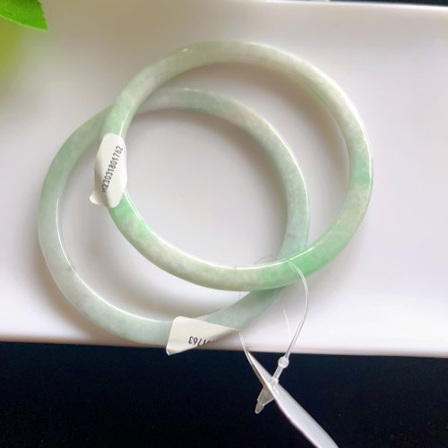 天然缅甸A货翡翠叮当镯，保A有证书，天然翡翠手镯 - 图2