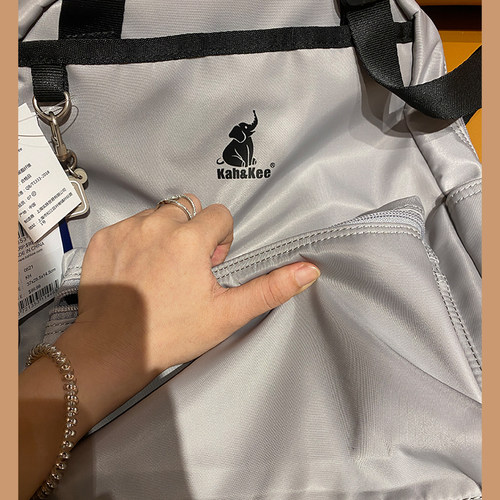 商场~超高级！双肩秒变单肩美呆背包~轻便实用大容量通勤上学出差 - 图1