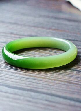 和田玉碧玉双色扁条玉手镯子565758圈口径翠绿半山半水玉镯子