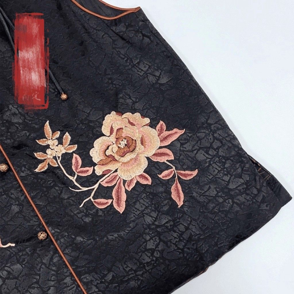 春秋新款新中式时尚复古重工刺绣休闲双面双穿马甲女百搭坎肩背心,淘宝优惠券,粉丝福利购,淘宝优惠卷