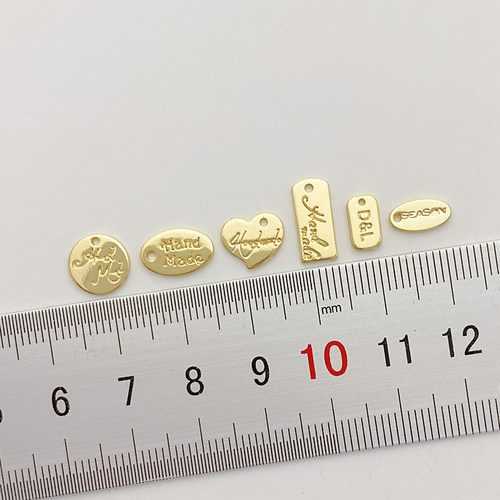 14K包金保色银色英文吊牌字母爱心小吊坠手工diy手链项链材料配件 - 图0