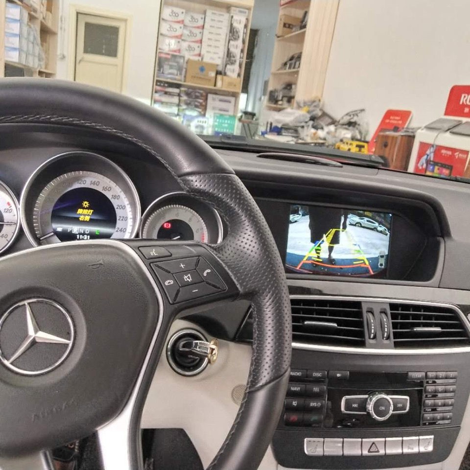 适用于12-18款奔驰c180C200C260GLK300/SLK/ML/GLA倒车影像解码器 - 图1