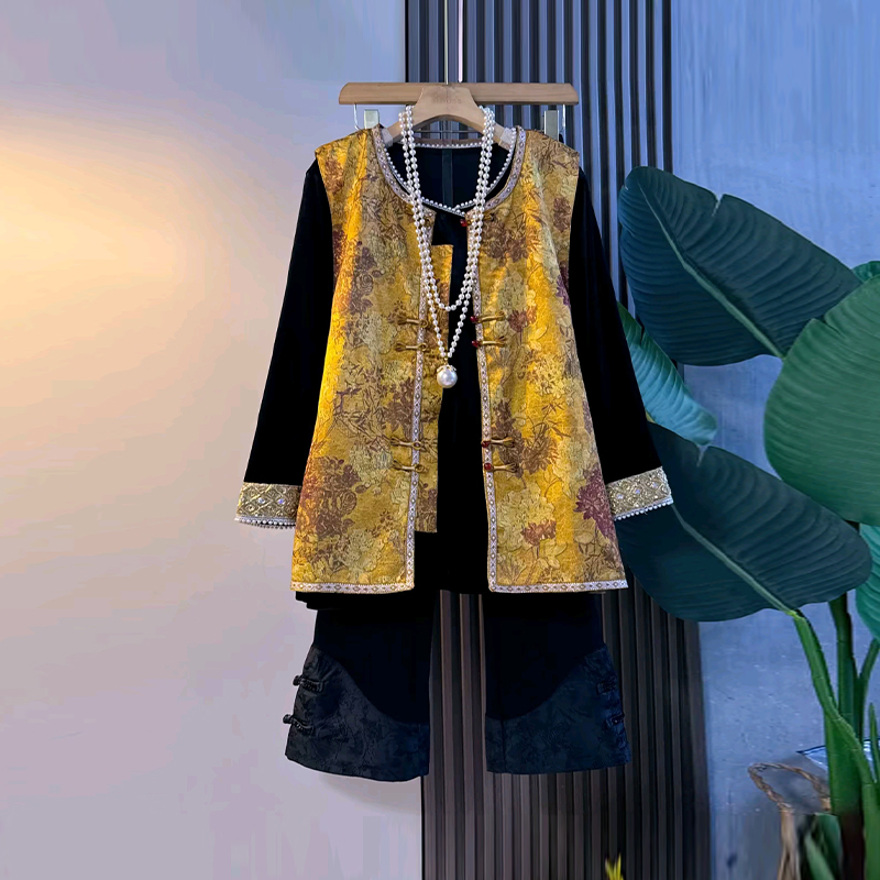 加大码女装圆领盘扣花朵马甲花朵袖口小衫胖妹妹黑色暗花裤脚裤子 - 图1