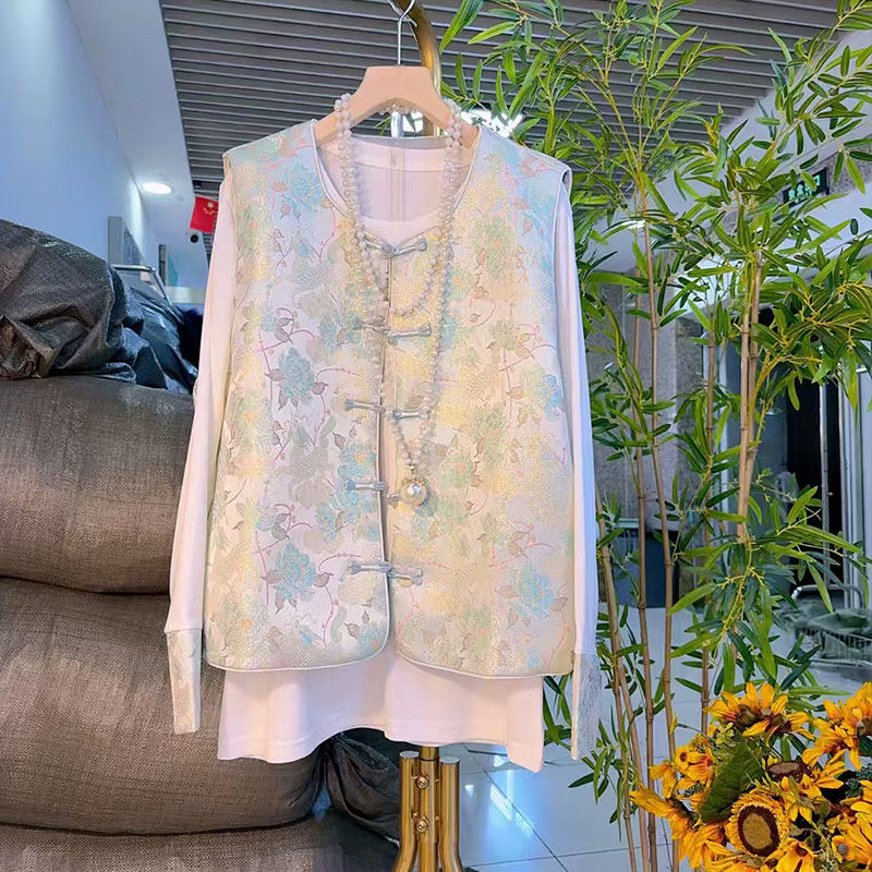 加肥盘扣花朵国风马甲拼色袖口小衫加肥大码女装新中式百搭两件套,淘宝优惠券,粉丝福利购,淘宝优惠卷