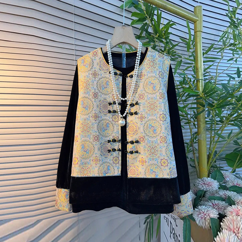 加肥女圆领盘扣花纹马甲拼色袖口小衫胖妹妹复古风显瘦冬季两件套,淘宝优惠券,粉丝福利购,淘宝优惠卷