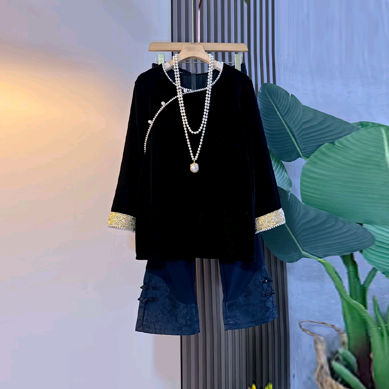 加大码女装圆领盘扣花朵马甲花朵袖口小衫胖妹妹黑色暗花裤脚裤子 - 图2