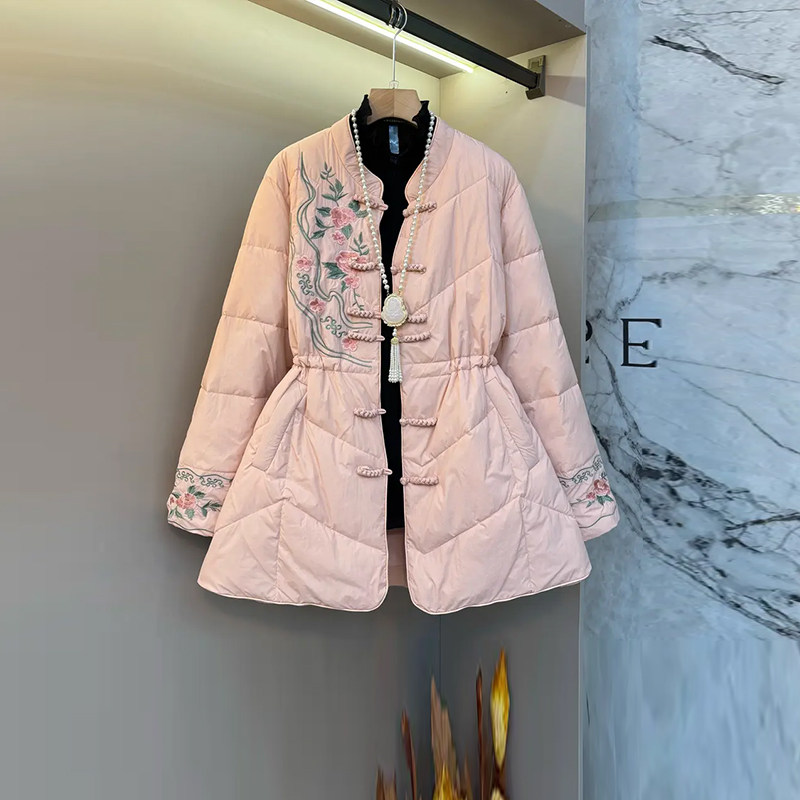 大码女装立领盘扣刺绣花收腰棉服胖MM法式小众设计复古风百搭上衣,淘宝优惠券,粉丝福利购,淘宝优惠卷