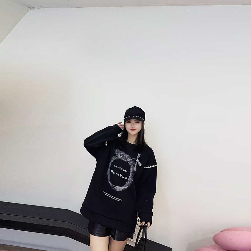 胖MM加肥小字母圆领长袖卫衣宽松遮肚子大码女装韩版休闲减龄上衣 - 图3