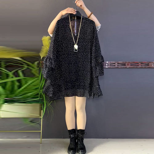 胖妹妹加肥V领长袖点点大衫宽松遮肚子大码女装轻熟风百搭上衣潮 - 图0