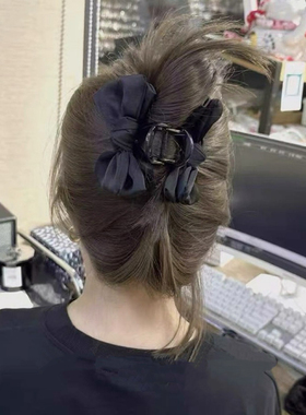 韩系高级感黑色蝴蝶结中号抓夹发量少后脑勺鲨鱼夹女半扎发盘发夹