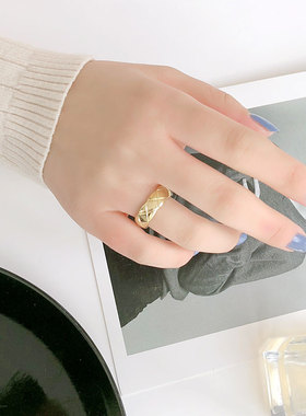 钛钢王一博蹦迪戒指蔡徐坤同款