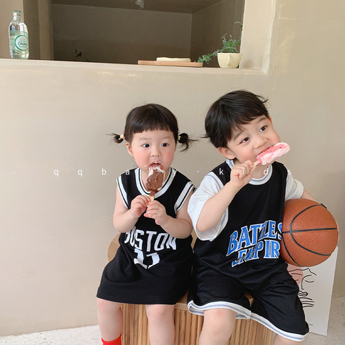 Q Bao family children's fake two-piece basketball suit and Shorts Set