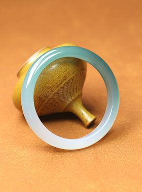 纯天然玛瑙半山水宽扁条手镯女款