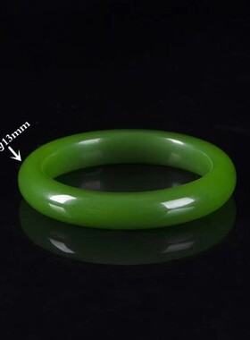 会销新疆绿玉髓手镯菠菜绿碧玉翡翠色仿和田玉镯子送妈妈朋友手环