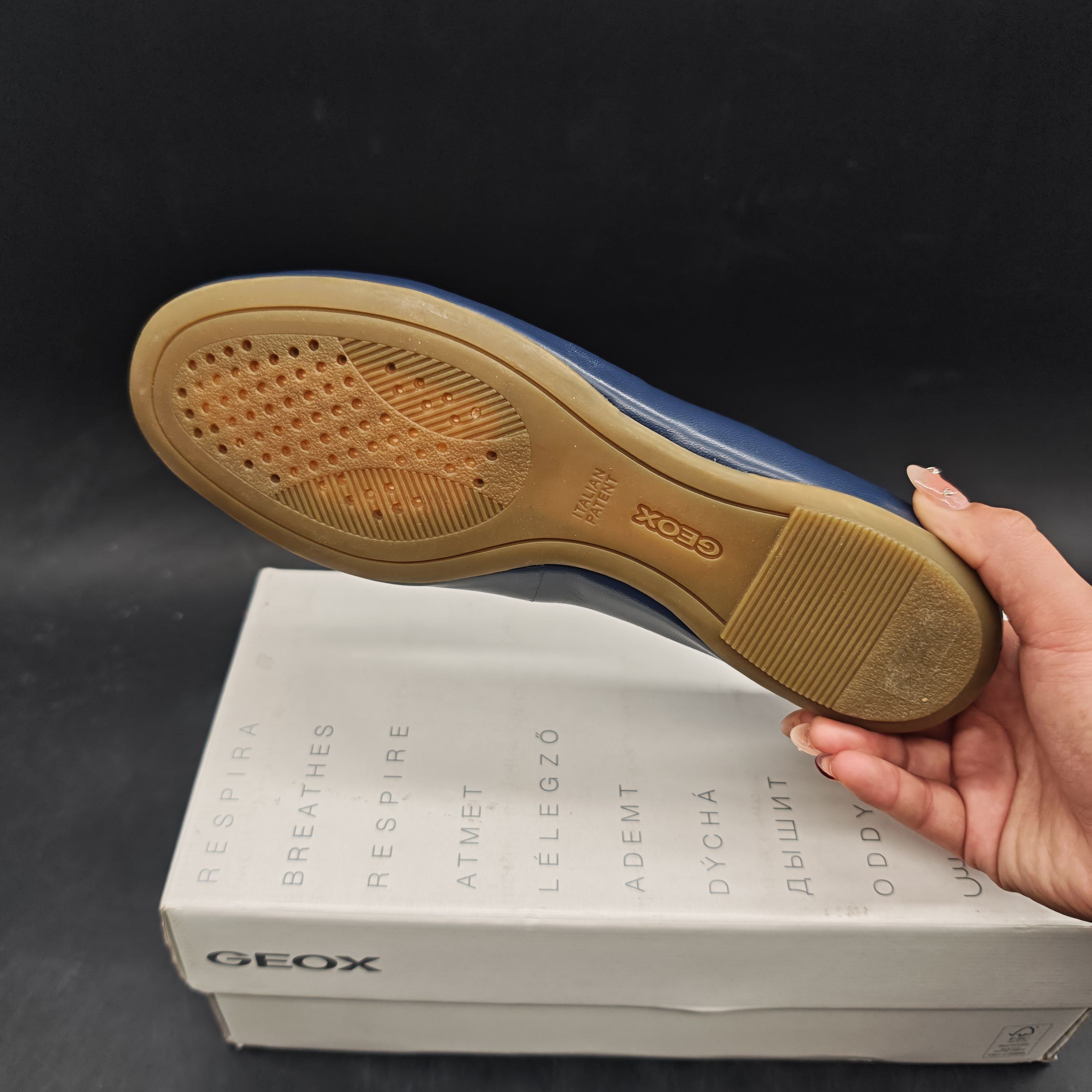 38码 GEOX健乐士专柜撤柜女士羊皮革芭蕾舞鞋 D45MUH C4005,淘宝优惠券,粉丝福利购,淘宝优惠卷