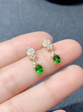 女银简约气质爪镶耳钉空托