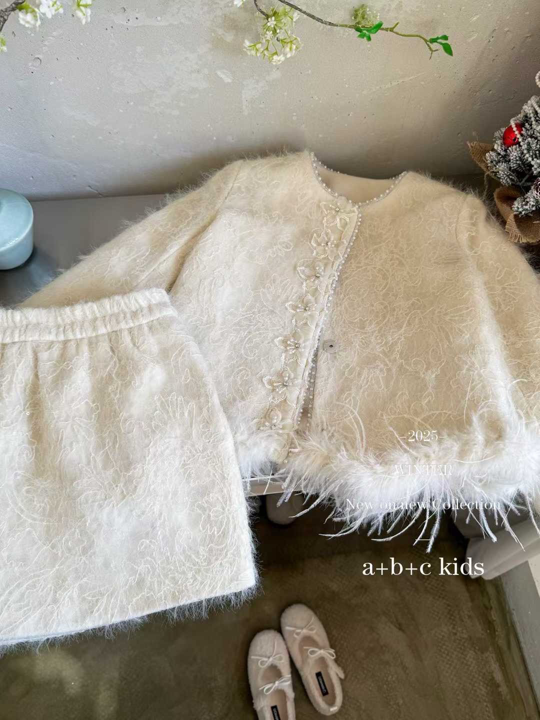 女童名媛风套装2025新款秋冬洋气羽绒外套小香风上衣半身裙两件套,淘宝优惠券,粉丝福利购,淘宝优惠卷