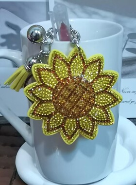 镶钻花朵钥匙扣流苏挂件韩国绒包包饰品 太阳花小雏菊猫蝴蝶挂饰