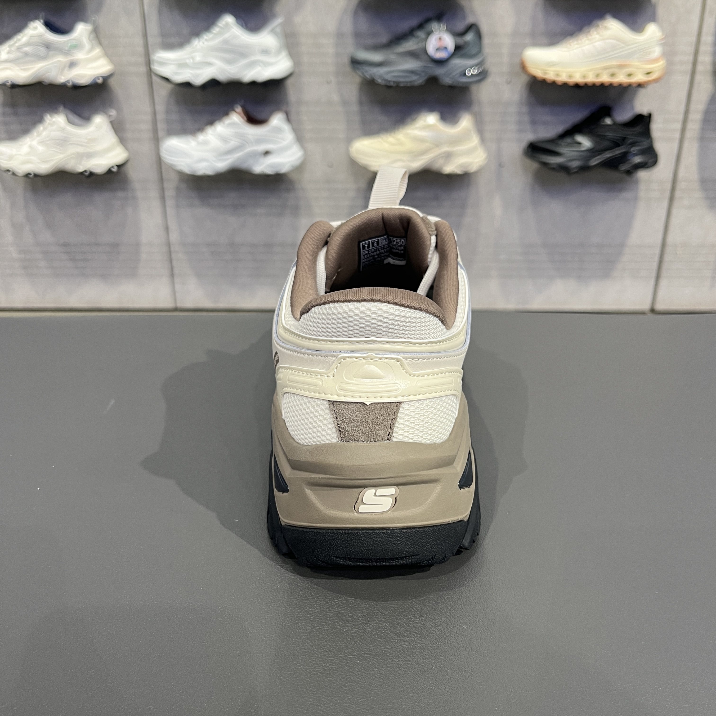 Skechers斯凯奇男子云岚徒步鞋闪穿防滑耐磨运动休闲登山鞋237717,淘宝优惠券,粉丝福利购,淘宝优惠卷