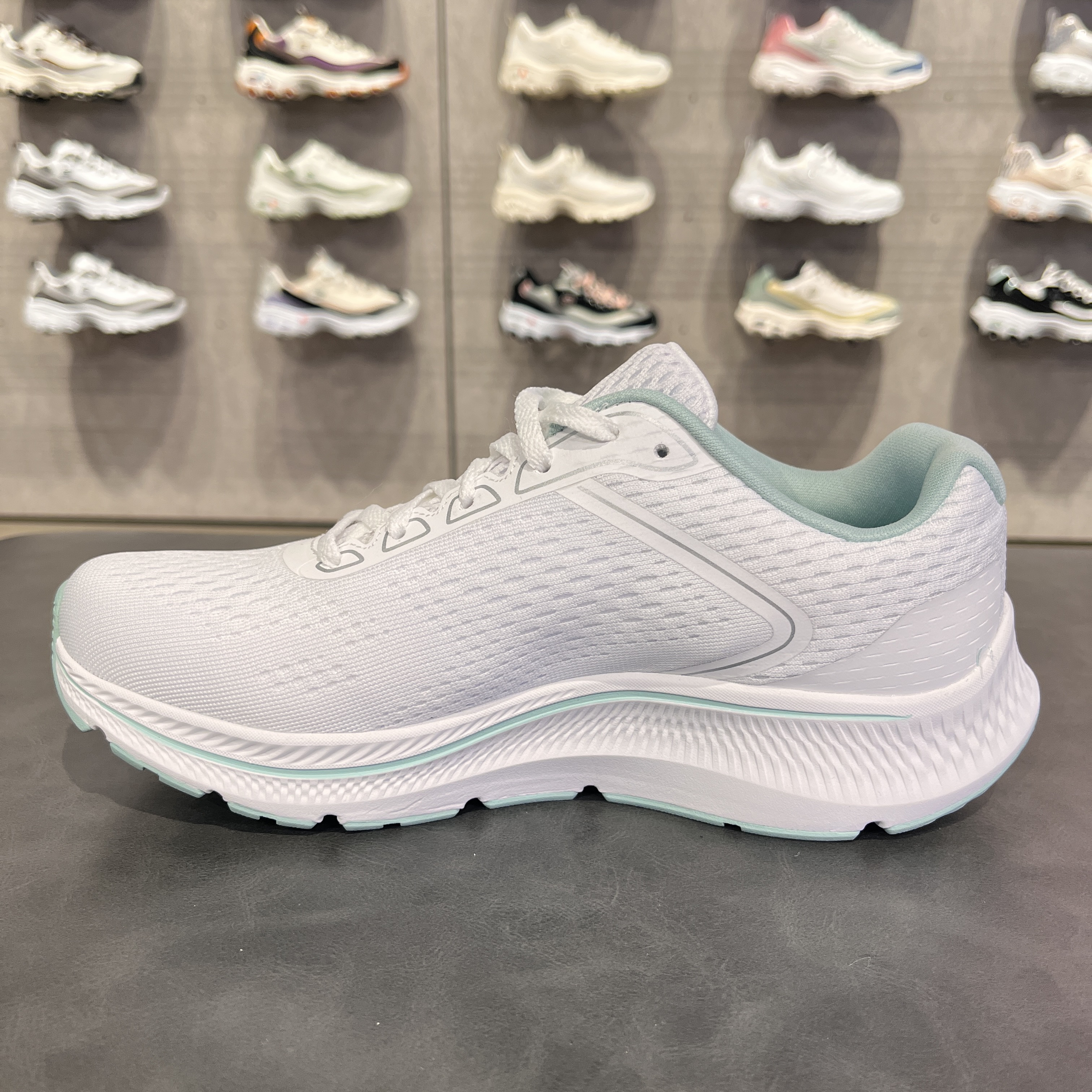 Skechers斯凯奇女款网面透气舒适轻便休闲运动鞋跑步鞋128607-图1