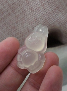 鹏明仙高冰玉髓吉祥兔吊坠