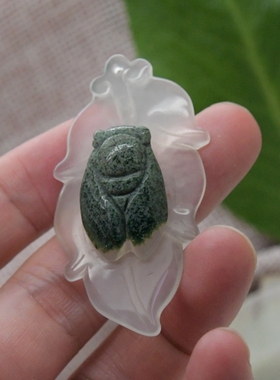 圆梦开运阁俏色玛瑙蝉吊坠