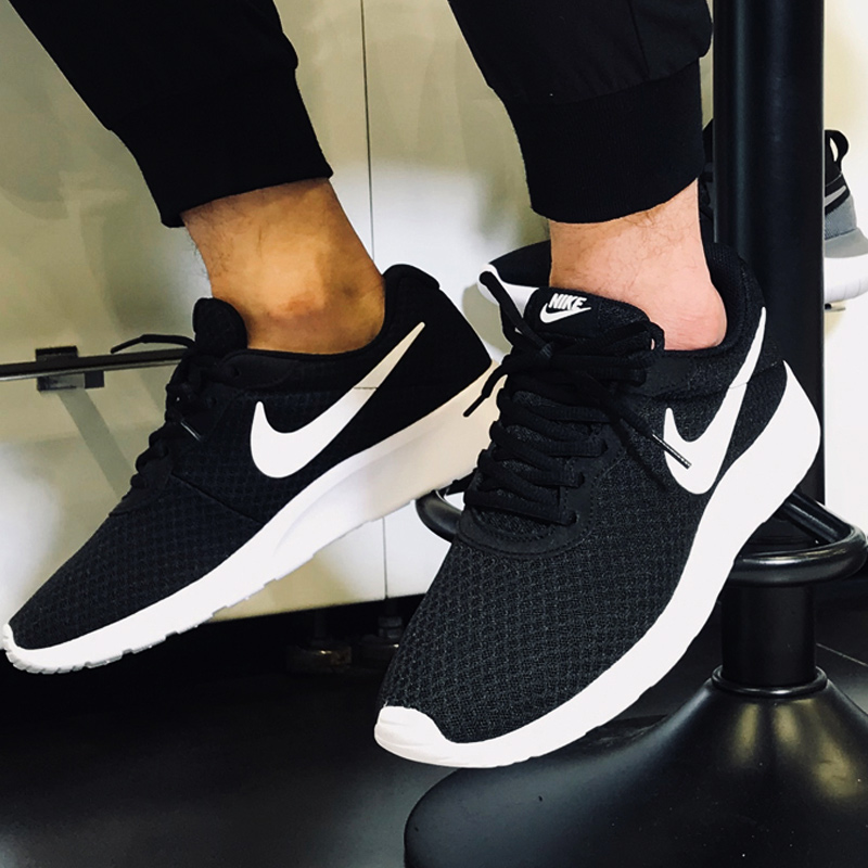 Nike耐克男鞋TANJUN 黑白奧利奧運動鞋倫敦跑鞋休閒鞋812654-011