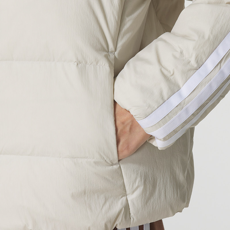 Adidas阿迪达斯短款厚羽绒服女装25冬新款运动保暖连帽外套KH3979,淘宝优惠券,粉丝福利购,淘宝优惠卷