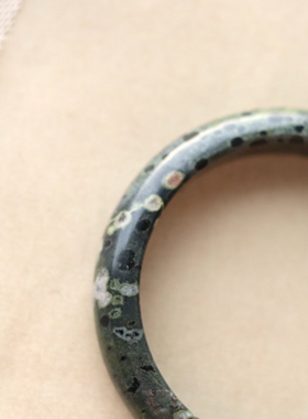 哲思少年-梅花玉手镯