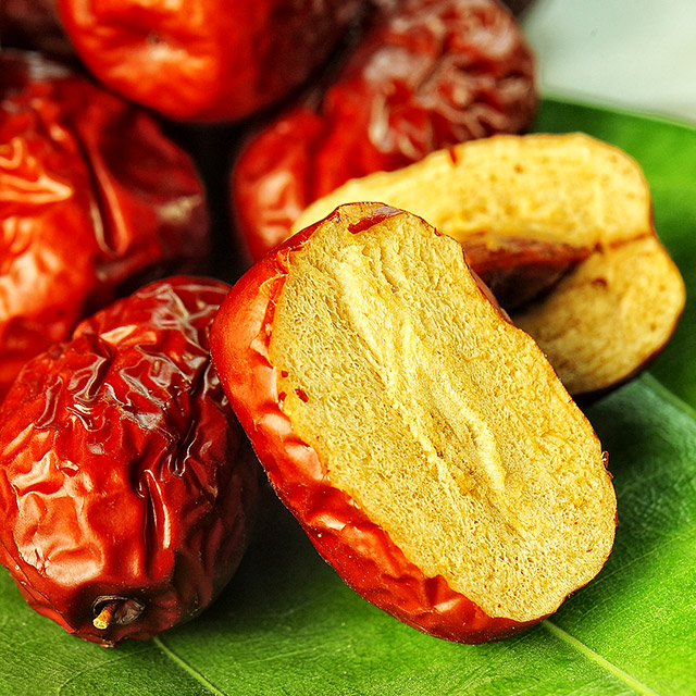 西域果园官方旗舰店新疆红枣1000g特产休闲零食干果若羌灰枣小枣2斤整箱批发包邮1