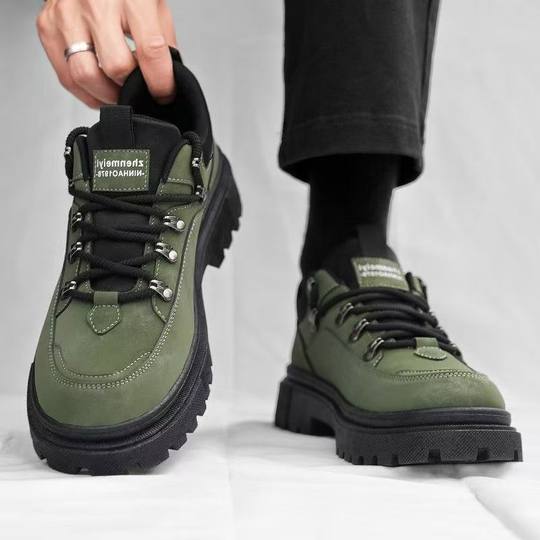 男鞋秋季2025新款户外工装马丁鞋黑色英伦上班工作休闲劳保鞋子男