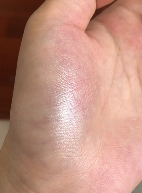 贝玲妃benefit超模液体高光小样