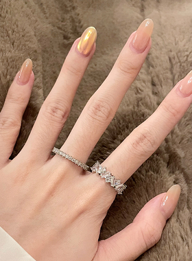 气质百搭锆石闭口戒指