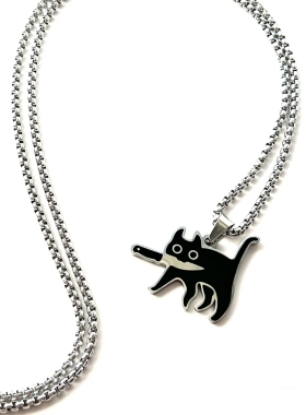 卡通趣味叼小刀小黑猫项链潮女简约吊坠个性学生情侣时尚百搭配饰