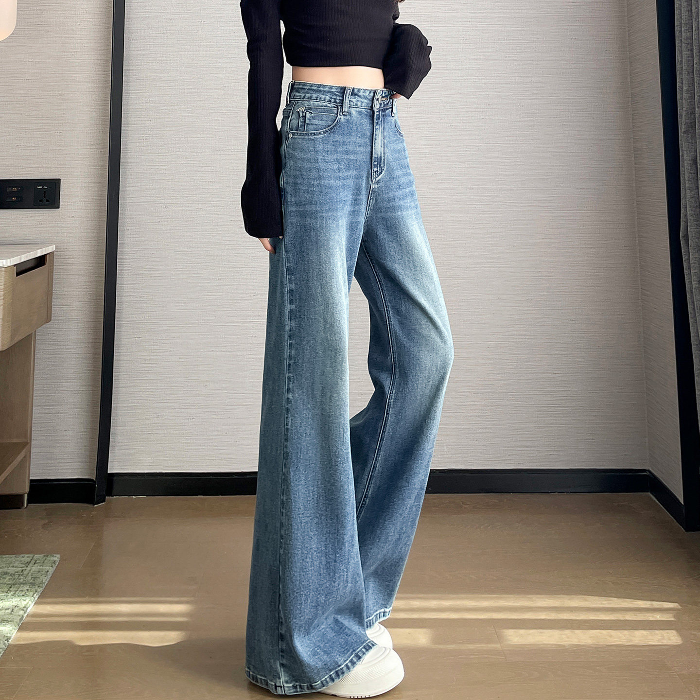 微喇牛仔裤女2026新款高腰设计垂感宽松复古不贴腿宽松阔腿喇叭裤,淘宝优惠券,粉丝福利购,淘宝优惠卷