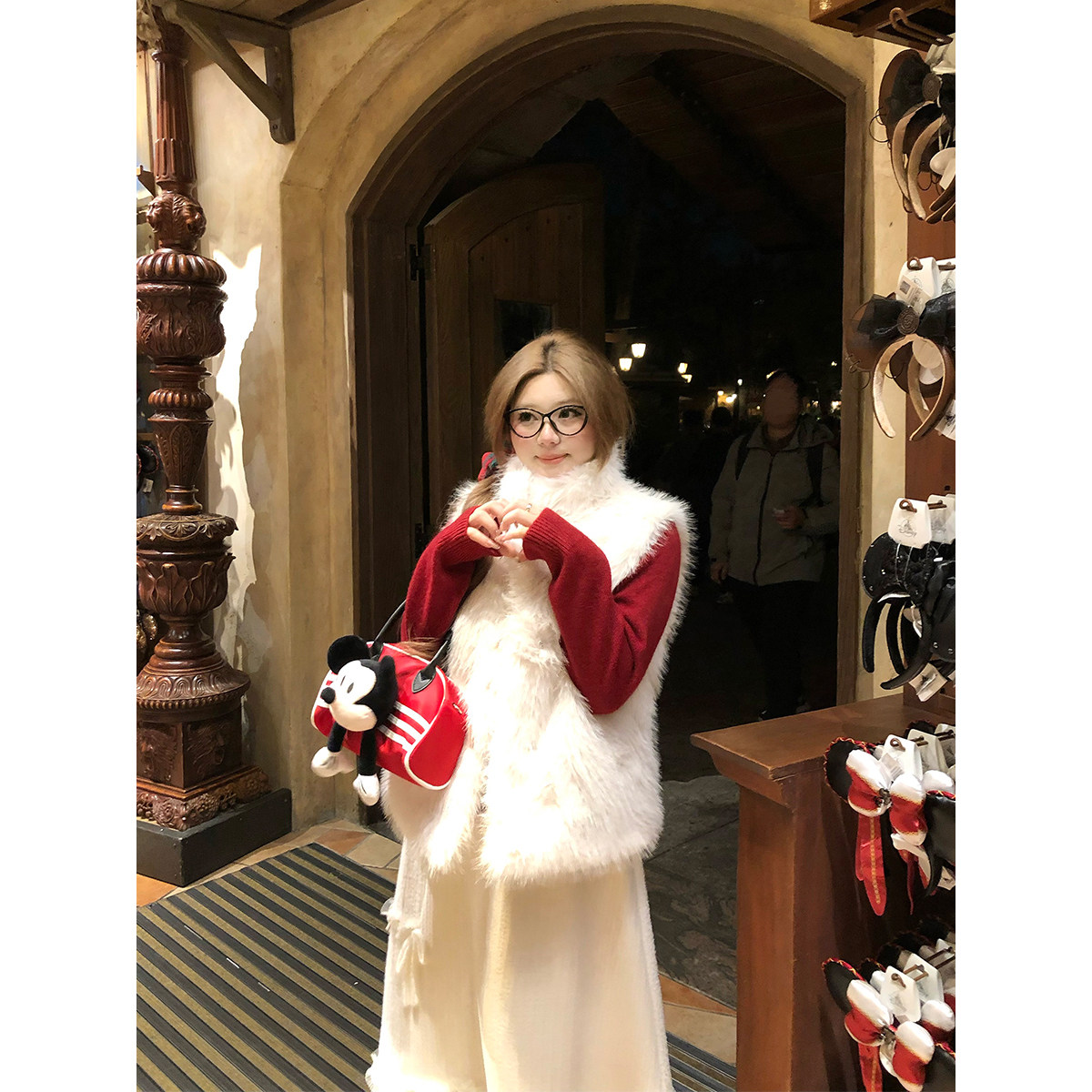 安妮不火 chao藏肉!软糯立领毛毛皮草马甲女微胖大码无袖毛绒外套,淘宝优惠券,粉丝福利购,淘宝优惠卷