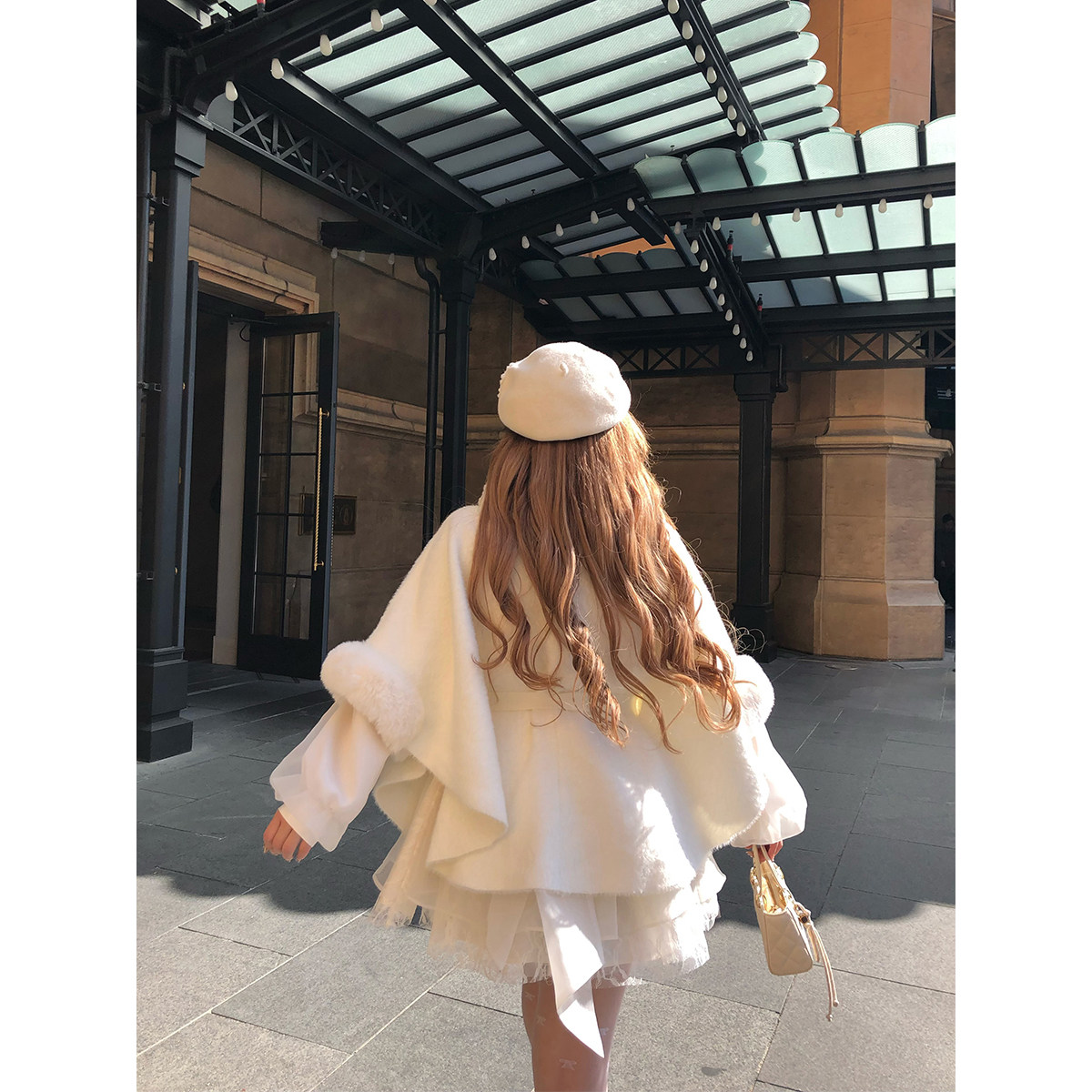 安妮不火 富家千金毛领拼接貂毛毛织斗篷女微胖大码腰部绑带外套,淘宝优惠券,粉丝福利购,淘宝优惠卷