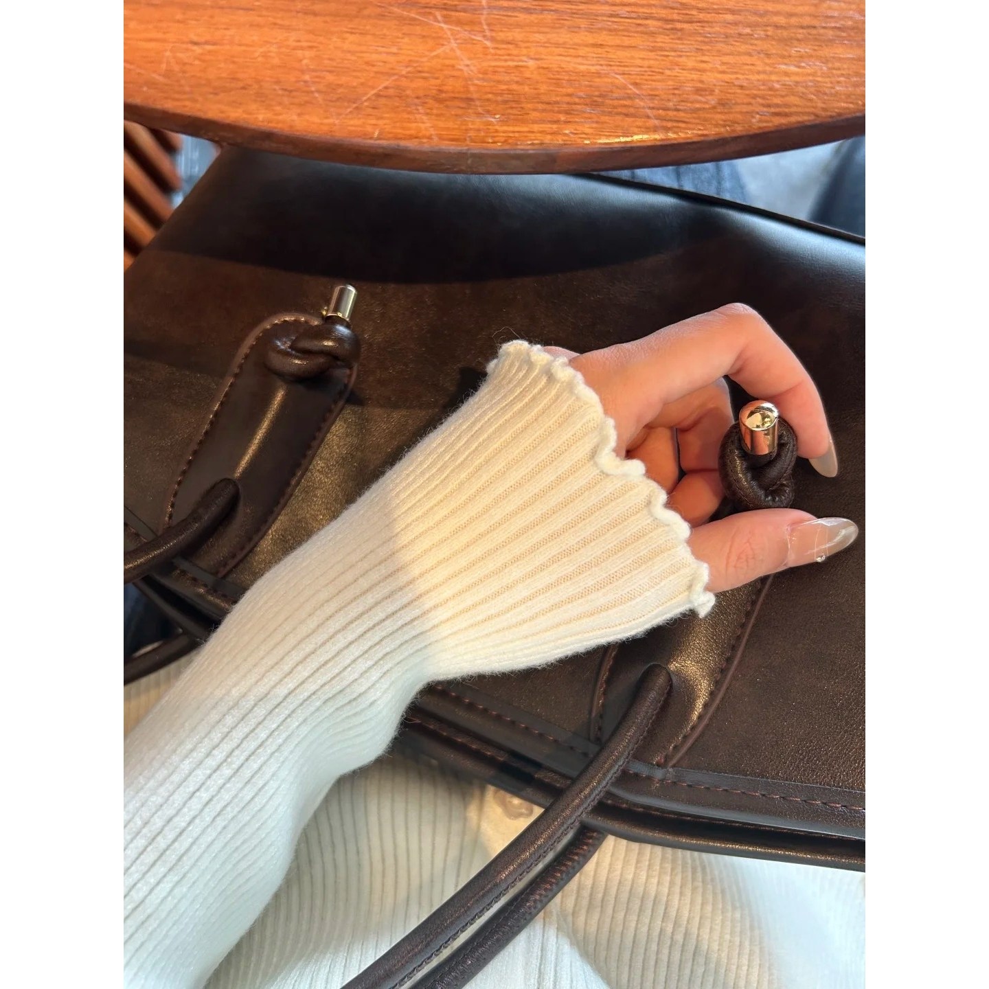 法式轻奢bm风别致蕾丝边V领长袖针织毛衣女春秋冬季打底衫上衣潮,淘宝优惠券,粉丝福利购,淘宝优惠卷